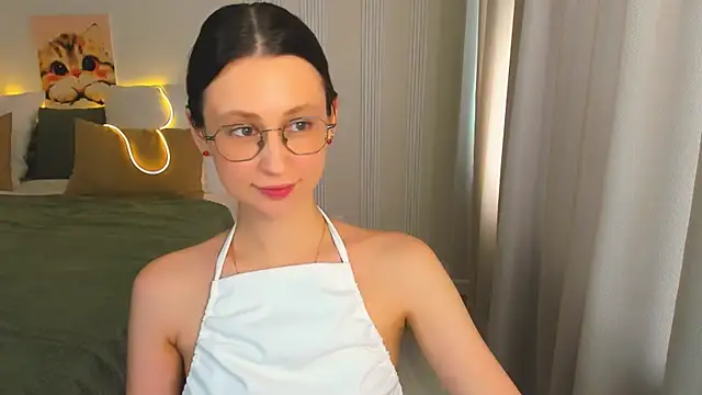 YourLovellyStory online show from July 8, 2026, 12:20 pm