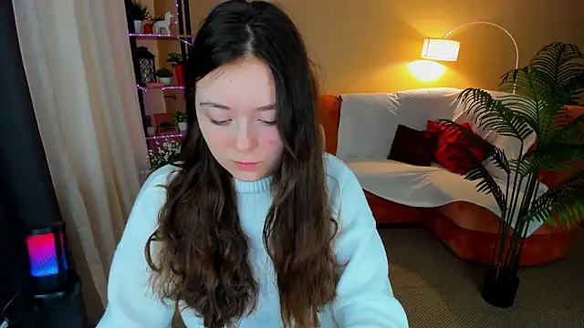 AlluringLookk online show from March 14, 2026, 4:18 am