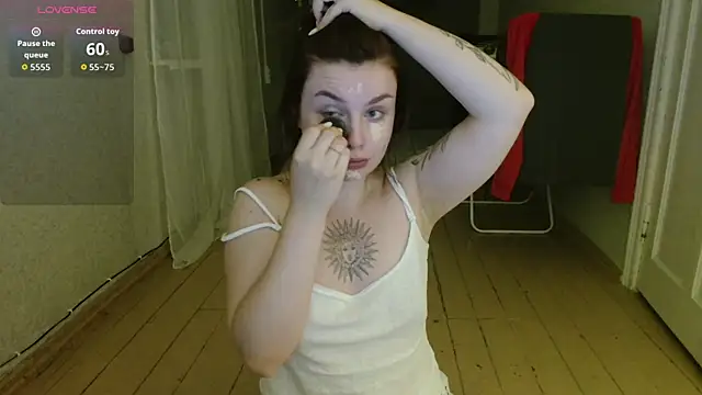 AngelicaHollywood online show from July 24, 2026, 9:02 pm