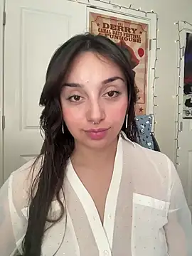 CharmingMaddie online show from March 16, 2026, 5:50 pm