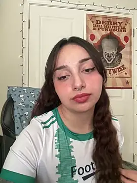 CharmingMaddie online show from March 19, 2026, 6:45 pm