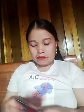 Snapshot of opna43 chatting on March 31, 2026, 2:28 pm opna43 online show from March 31, 2026, 2:28 pm