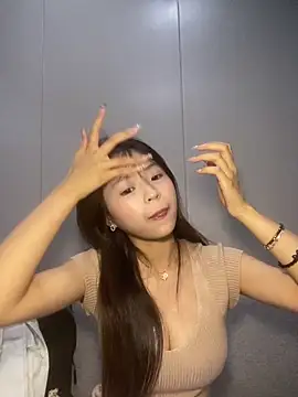 xiaoyu-777 online show from March 28, 2026, 2:49 pm