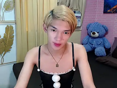 fuckerfriendsxx online show from May 7, 2026, 12:27 am