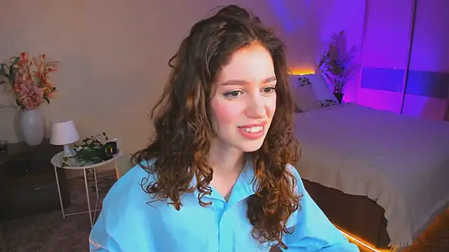 ChristinaConteeree online show from October 6, 2025, 7:22 pm