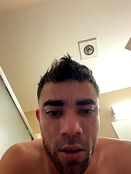 kelvin971011 online show from November 8, 2025, 1:55 pm