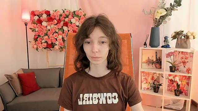 EmmanuellBrown online show from March 29, 2026, 4:23 am