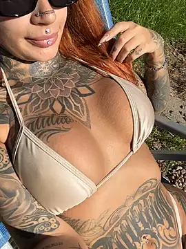 sereiaruiva99 online show from March 15, 2026, 6:47 pm