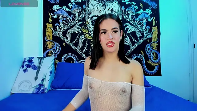 Mafer Osorio online show from October 8, 2025, 2:42 am