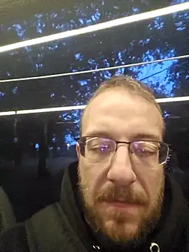 Snapshot of MEAT4urGRILL chatting on October 27, 2025, 12:31 pm MEAT4urGRILL online show from October 27, 2025, 12:31 pm