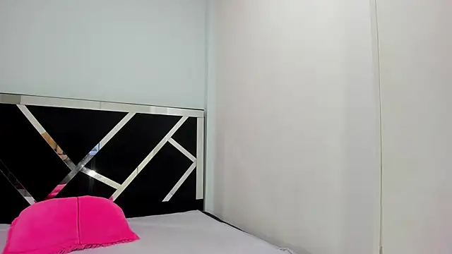 Snapshot of iisabella_noa chatting on September 13, 2025, 1:22 pm iisabella noa online show from September 13, 2025, 1:22 pm
