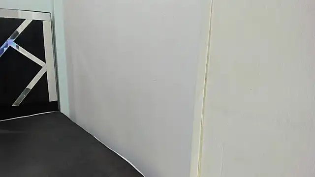 Snapshot of iisabella_noa chatting on September 26, 2025, 12:42 pm iisabella noa online show from September 26, 2025, 12:42 pm