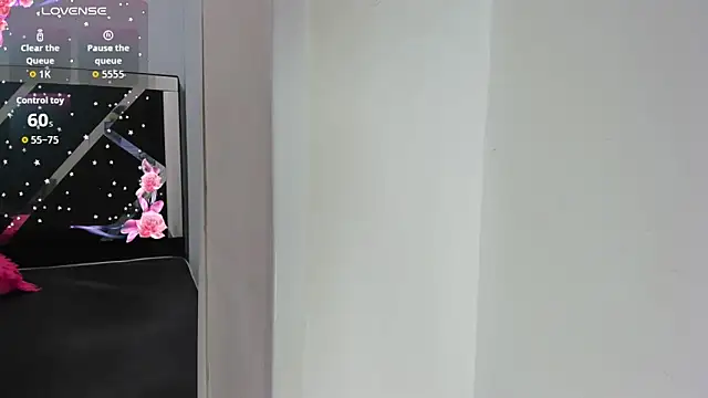 Snapshot of iisabella_noa chatting on October 10, 2025, 1:32 pm iisabella noa online show from October 10, 2025, 1:32 pm