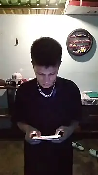 elinnki online show from April 20, 2026, 6:42 pm