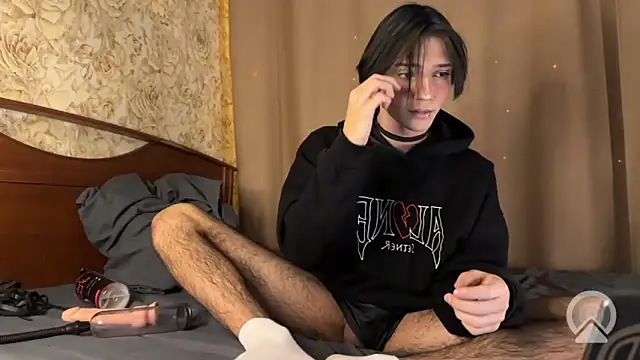 Snapshot of NikGive chatting on February 2, 2026, 4:38 pm NikGive online show from February 2, 2026, 4:38 pm