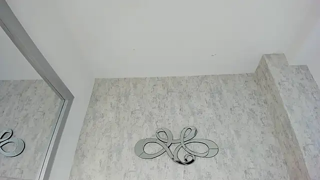 HarleyQueen666 online show from February 18, 2026, 11:06 am