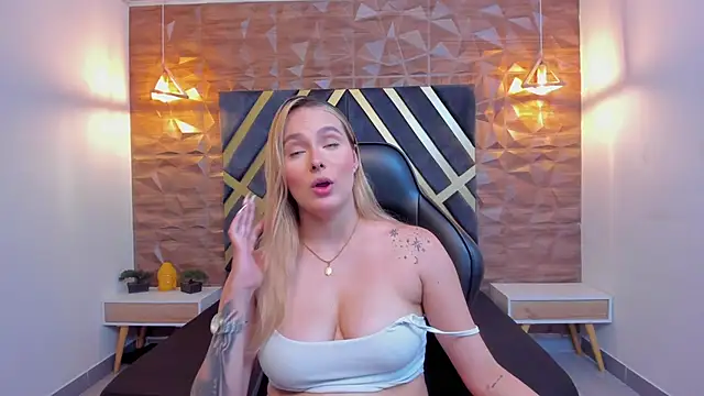 Emmaa white  online show from January 16, 2026, 5:17 pm