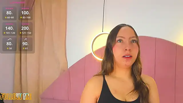 Tiara 19 online show from November 11, 2025, 1:22 pm