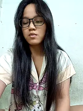 Snapshot of BabySweet-18 chatting on July 6, 2026, 12:13 pm BabySweet-18 online show from July 6, 2026, 12:13 pm