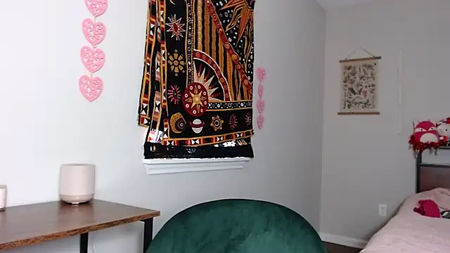 Snapshot of Cherribombzz chatting on February 7, 2026, 4:54 pm Cherribombzz online show from February 7, 2026, 4:54 pm