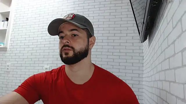 Snapshot of BombeiroHotx chatting on September 17, 2025, 9:16 pm BombeiroHotx online show from September 17, 2025, 9:16 pm