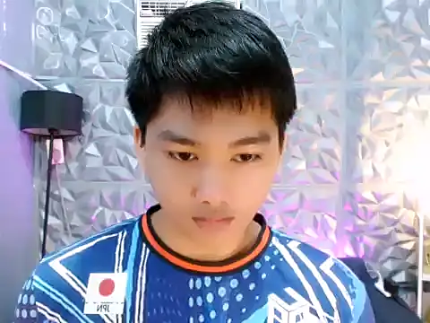 Snapshot of Mister_officer69 chatting on December 3, 2025, 9:13 pm Mister officer69 online show from December 3, 2025, 9:13 pm