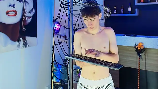  DantFox  online show from October 30, 2025, 9:26 pm