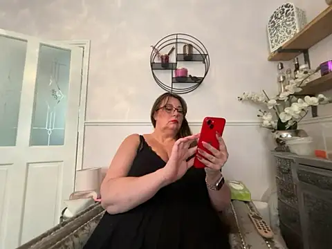 BuxomKitty BBW online show from July 1, 2026, 11:45 am