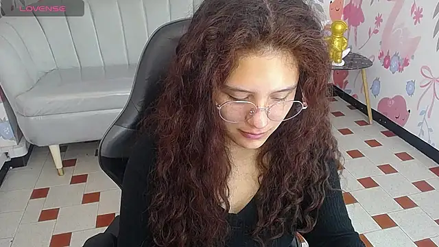 Velvet Moon V online show from February 14, 2026, 1:19 pm