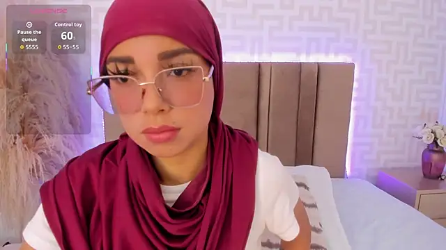 Snapshot of naishaa_ chatting on July 11, 2026, 5:48 pm naishaa online show from July 11, 2026, 5:48 pm