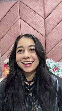 Lily June online show from May 25, 2026, 7:20 pm