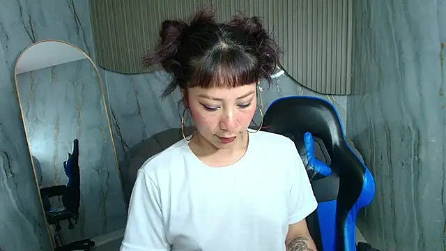 valentina r  online show from January 11, 2026, 2:49 am