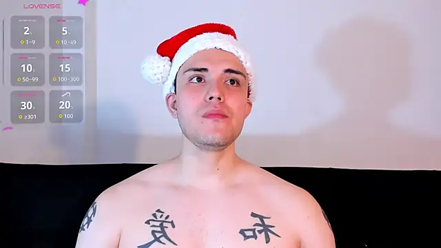 jasonxd9898 online show from November 17, 2025, 2:39 am