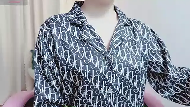 Miu-999 online show from March 6, 2026, 2:08 am