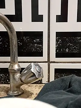 Snapshot of Gusttavotesudoxxvvc chatting on October 24, 2025, 3:36 am Gusttavotesudoxxvvc online show from October 24, 2025, 3:36 am