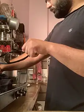 amitsharma7868 online show from March 6, 2026, 2:52 am