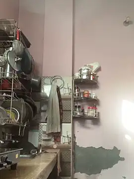 amitsharma7868 online show from April 1, 2026, 2:12 am