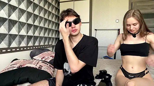 merycouple online show from January 17, 2026, 5:34 am