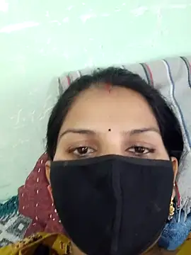 poojam93 online show from September 9, 2025, 2:55 am