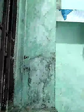 poojam93 online show from September 11, 2025, 1:39 am