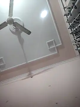 poojam93 online show from May 13, 2026, 3:26 am