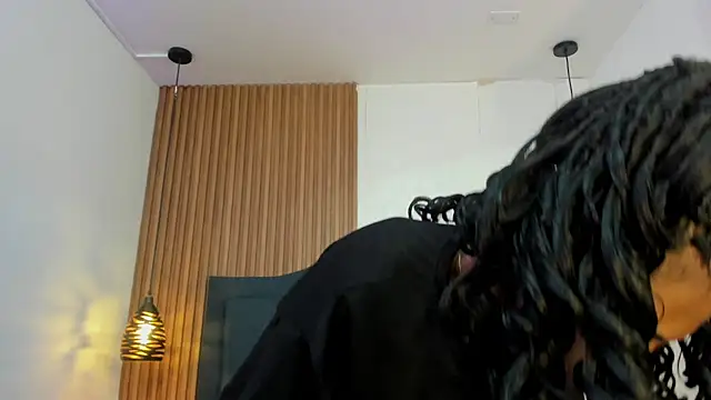 Snapshot of Johan_gz_ chatting on April 29, 2026, 11:36 am Johan gz online show from April 29, 2026, 11:36 am