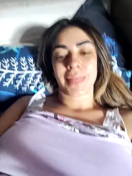 CristalHeart  online show from November 22, 2025, 9:47 pm