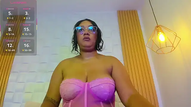 AriaBelle online show from November 1, 2025, 11:01 am