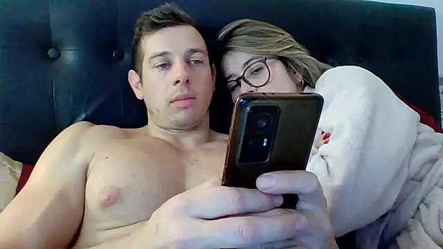 luca23millo90 online show from September 25, 2025, 3:21 am