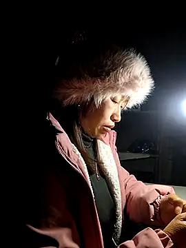 ngocngoc cute online show from November 23, 2025, 1:22 pm