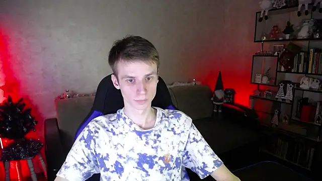 Snapshot of yes_cute_boy_ chatting on January 8, 2026, 9:17 pm yes cute boy online show from January 8, 2026, 9:17 pm