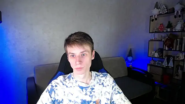 Snapshot of yes_cute_boy_ chatting on February 2, 2026, 7:07 am yes cute boy online show from February 2, 2026, 7:07 am