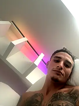 Cuban 4777 online show from October 27, 2025, 5:50 pm