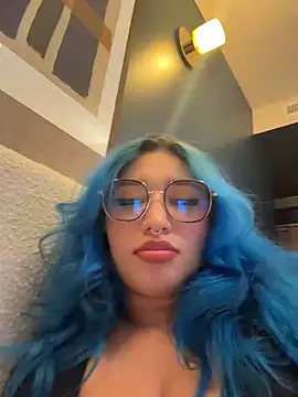 Snapshot of HATSUNE__ chatting on April 29, 2026, 9:32 pm HATSUNE online show from April 29, 2026, 9:32 pm